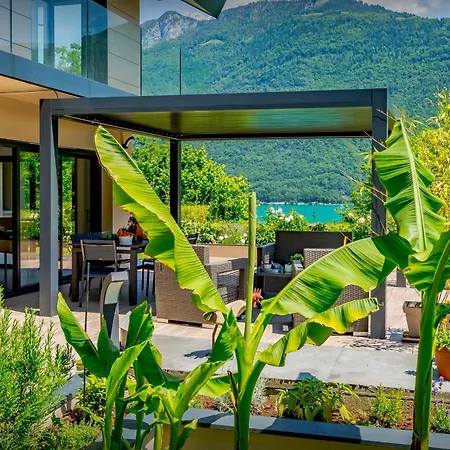 Lomatika - Ovo Network Villa